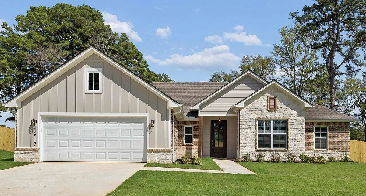 Craftsman-Inspired Custom Home